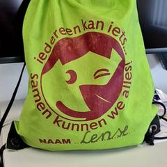 ジムバッグ -Hellinx Lense がiLostで Centraal magazijn によって報告されました