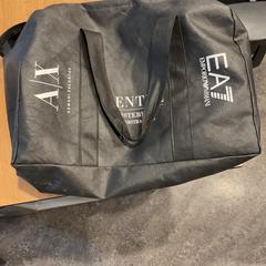 Bolsa Jozefzoon., ha sido reportado por Gemeente Amsterdam - Bureau Gevonden Voorwerpen con iLost