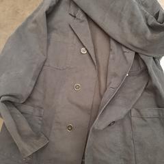 Jas donkerblauw, ha sido reportado por Rotterdam The Hague Airport con iLost