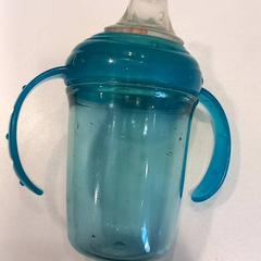 Šálek na pití, jak nahlášeno Arriva Limburg Noord pomocí iLost