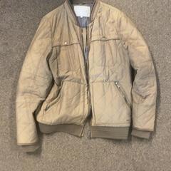 Casaco Bruin, como reportado por Burgers' Zoo utilizando o iLost