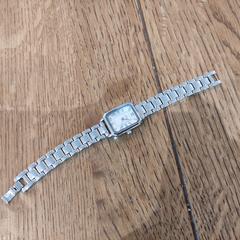 Horloge, come riportato a iLost