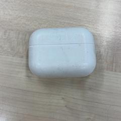 Draadloze oortjes Solix がiLostで IKEA Eindhoven によって報告されました