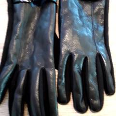 Hansker, som rapportert av EBS Tramplein ved bruk av iLost