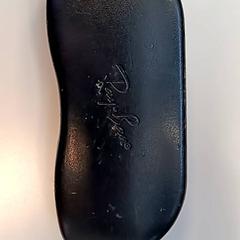 علبة نظارات مع نظارات، كما تم الإبلاغ عنه بواسطة Syntus Provincie Utrecht عبر iLost