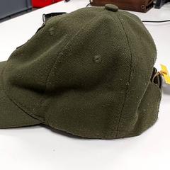 Gorra - Kaki groen., ha sido reportado por Centraal magazijn con iLost