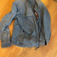 Veste, a été signalé par GVB utilisant iLost