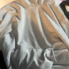 Sudadera con capucha Grey, segundo informou KABUL à GoGo / Teatro usando iLost