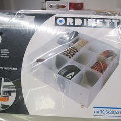 Verdeeldozen 4 stuks van plastic, segons ha informat IKEA Heerlen mitjançant iLost