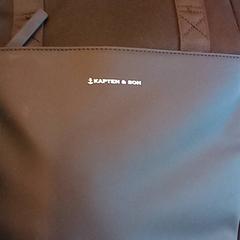 Bolsa Zwart, ha sido reportado por Arriva Den-Bosch con iLost