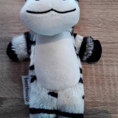 Knuffel, amint azt EBS Tramplein az iLost segítségével jelentette.