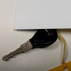 Chaves, segundo informou Centraal magazijn usando iLost