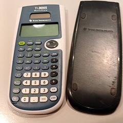 Calculator, as reported by Padualaan 97 using iLost