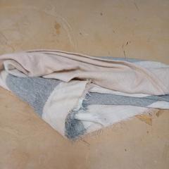 Foulard, a été signalé par IKEA Reims Thillois utilisant iLost