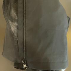 Jaqueta, segons ha informat MEININGER Hotel Dresden Zentrum mitjançant iLost