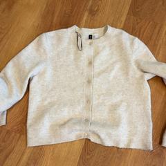 Veste, come riportato da GVB utilizzando iLost