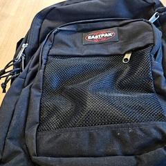 Borsa Eastpak, come riportato da Connexxion Noord Holland Noord Hoorn utilizzando iLost