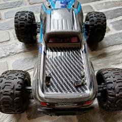 Afstand bestuurbare auto, iLost에 보고됨