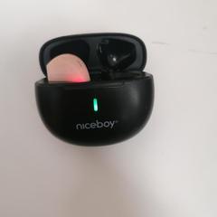 Auriculares, ha sido reportado por IKEA Praha – Černý Most con iLost