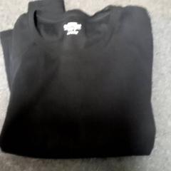 T-shirt, gemeldet von Mövenpick Hotel Amsterdam City Centre über iLost