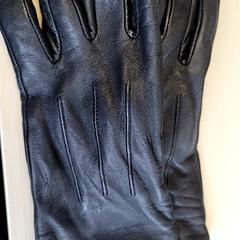 Rukavice, jak nahlášeno Connexxion Haarlem IJmond pomocí iLost