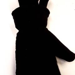 Guanti, come riportato da Qbuzz ZHN utilizzando iLost