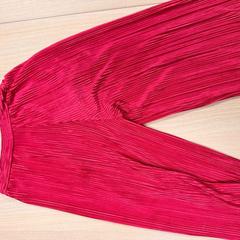 Kläder & Byxor Roze, rapporterat av Van der Valk Hotel Wolvega Heerenveen med iLost