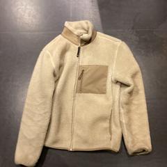 İLost kullanarak Poppodium 013 tarafından bildirildiği gibi Yelek