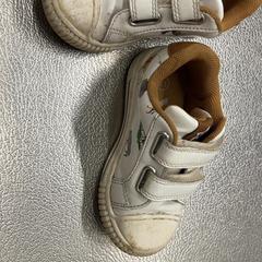 Zapatos para nenos, segundo informou IKEA Amersfoort usando iLost