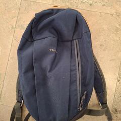Bolsa de gimnasio blauw Quechua, ha sido reportado por Regio West-Vlaanderen con iLost