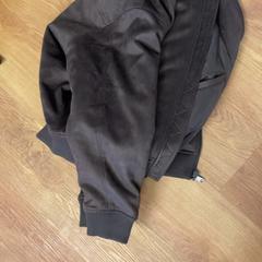 Jacka, rapporterat av Het Amsterdamse Winterterras med iLost