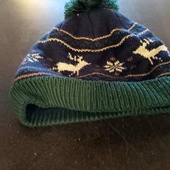 Gorro bonet, segundo informou IKEA Lille usando iLost