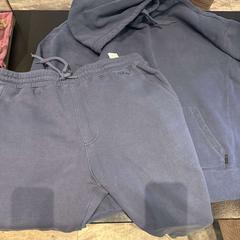 Joggers & Sweater, as reported by Van der Valk Hotel Amsterdam-Amstel using iLost