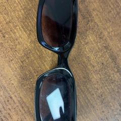 Solbriller, som rapportert av Pathé Leeuwarden ved bruk av iLost