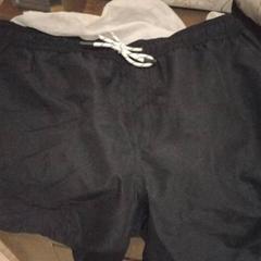 Calções, como reportado por Van der Valk Hotel Gorinchem utilizando o iLost