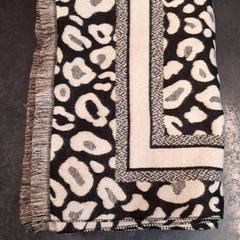 Xaile, como reportado por Rotterdam The Hague Airport utilizando o iLost