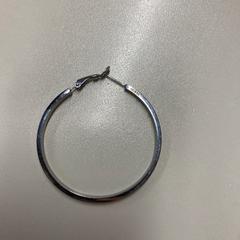 Oorbel がiLostで Pathé Schouwburgplein によって報告されました