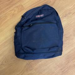 حقائب حمل وحقائب اليد، كما تم الإبلاغ عنه بواسطة GVB عبر iLost