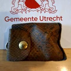 Bruine portomonnee, as reported by Gemeente Utrecht using iLost