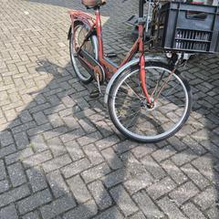 Damesfiets, ha sido reportado por Stadswerk072 con iLost