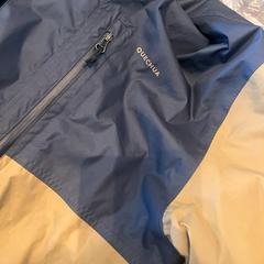 Regenjas, som rapportert av Van der Valk Hotel Gorinchem ved bruk av iLost