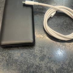 Accumulatore di energia, come riportato da Rotterdam The Hague Airport utilizzando iLost