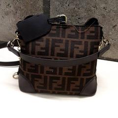 Borsa, come riportato da Arriva Oost-Brabant utilizzando iLost