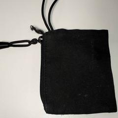 Táska - kleine zakje, amint azt Regio Antwerpen - Brussel az iLost segítségével jelentette.