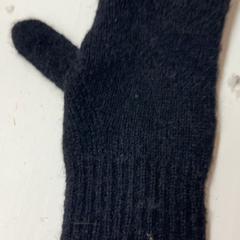 Rukavice, jak nahlášeno Het Amsterdamse Winterparadijs pomocí iLost