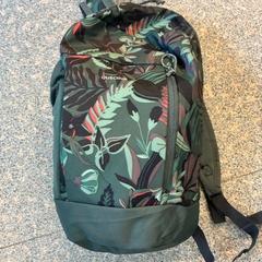 Mochila, como reportado por Regio Oost-Vlaanderen utilizando o iLost