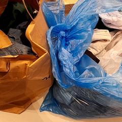 Roba clothing, segons ha informat Van der Valk Hotel Schiphol mitjançant iLost