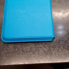 E-reader, gisa salatu by Rotterdam The Hague Airport iLost erabiliz