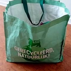 Bolsa, segundo informou Regio Limburg - Leuven usando iLost
