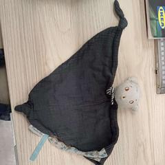 Plyšová facka, jak nahlášeno IKEA Liège pomocí iLost